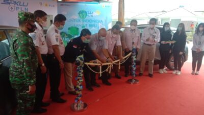 Pengisian Baterai Mobil Listrik di Lampung