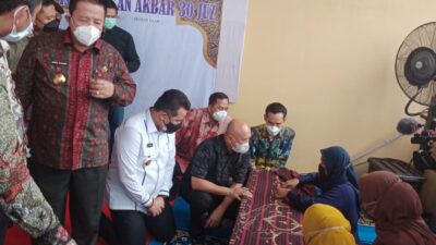 Menteri Koperasi dan UKM Tinjau Pabrik Pengolahan Kakao