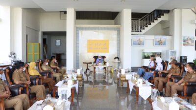 Ketua TP PKK Provinsi Lampung, Sambut Dua Siswa yang Terpilih Anggota Paskibraka Nasional