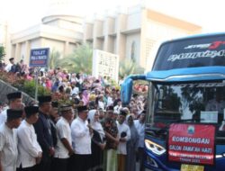 Sekda Thamrin Lepas Keberangkatan 427 Calon Jemaah Haji Asal Lamsel Tahun 2023 Menuju Tanah Suci