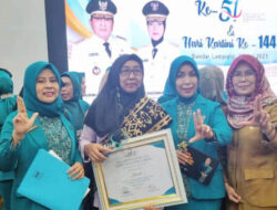 Membanggakan! Dua Kartini Lampung Selatan Terima Penghargaan Nasional