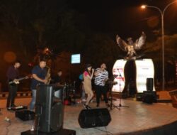 Gelar Live Music Di Tugu Bundaran Pancasila, Bupati Nanang : Kegiatan Ini Untuk Menghidupkan Kembali Kota Kalianda dan Meningkatkan Perekonomian UMKM Masyarakat