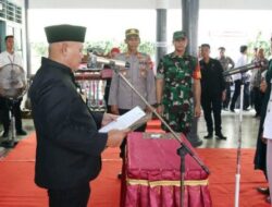 Dilantik Bupati, Syarifuddin Lana Jabat Kades Kecapi Gantikan Almarhum Ridwan