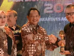 Gubernur Lampung Raih Penghargaan Upakarya Wanua Nugraha 2023 dari Kemedagri