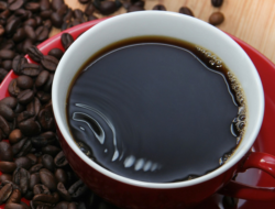 Konsumsi Kopi Berlebih Berbahaya Bagi Kesehatan? Simak Penjelasannya