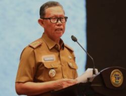 Sekdaprov Fahrizal Darminto Ikuti Penyerahan Sertifikat Hak Atas Tanah dan Launching Sertifikat Elektronik Oleh Presiden Joko Widodo