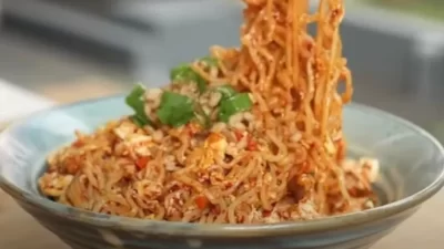 Intip Resep Membuat Mie Pedas Ala Rumahan Yuk