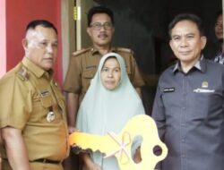 Melalui CSR, Bupati Lampung Selatan Resmikan Hasil Bedah Rumah Di Kecamatan Rajabasa