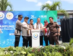 Anggota DPRD Lampung Hadiri Gubernur Arinal bersama Dirjen Penguatan Daya Saing Produk Kelautan dan Perikanan Resmikan Kampung Nelayan Modern di Pulau Pasaran, Bandar Lampung Tahun 2024