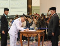 Gubernur Arinal Lantik dan Ambil Sumpah Jabatan Marindo Kurniawan sebagai Penjabat Bupati Pringsewu Tahun 2024