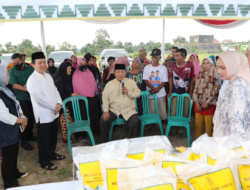 Safari Ramadan di Pringsewu, Gubernur Arinal Bagikan Bantuan Sembako dan Kursi Roda Tahun 2024
