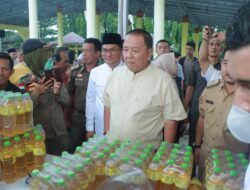 Gubernur Arinal Luncurkan Pasar Murah dan Memberi Bantuan Sosial bagi Masyarakat Kotabumi Tahun 2024