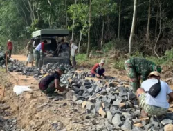 Satgas TMMD Kodim 0421/LS Hampir Rampungkan Jalan Onderlagh  Meter di Desa Budi Lestari