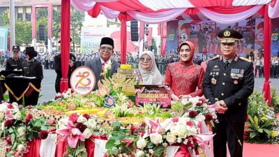 Pj. Gubernur Lampung Samsudin Hadir Dalam Upacara Peringatan Hari Bhayangkara ke-78 di Mapolda Lampung