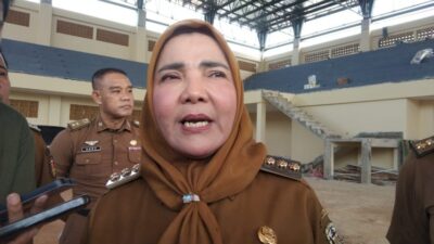 Wali Kota Eva Akan Mediasi Pensiunan Guru Dan Pengurus Koperasi Betik Gawi