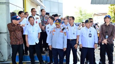 Bupati Egi Dampingi Mendagri dan Menhub, Tinjau UPPKB Jembatan Timbang Way Urang