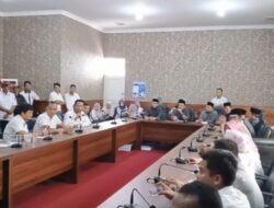 DPRD Lamsel Akan Perjuangkan Nasib Guru Honorer K2