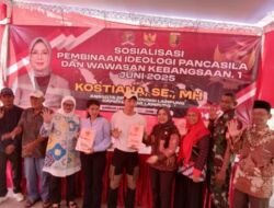 Kostiana Sosialisasikan Ideologi Pancasila di Kuripan