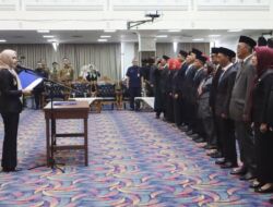 Lantik Pejabat Administrator dan Pengawas, Wagub Jihan Tekankan Hal Ini