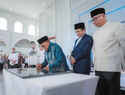 Menteri Agama Nasaruddin Umar Resmikan Masjid Raya Al-Bakrie Bersama Tokoh Nasional Aburizal Bakrie dan Gubernur Mirza