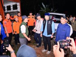 Respons Cepat Banjir Jati Agung, Bupati Egi Turun Malam Hari Cek Kondisi Warga