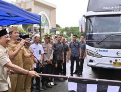 413 Jemaah Calon Haji Lampung Selatan Diberangkatkan, Ini Pesan Bupati Egi